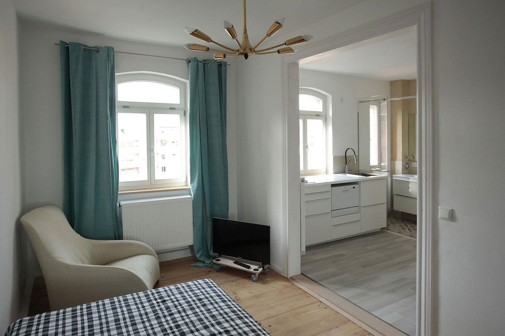 Pronájem bytu 1+1 28 m², Schwabacher Str.84, Nürnberg, Bavorsko Pronájem bytu 1+1 28 m², Schwabacher Str.84, Nürnberg, Bavorsko