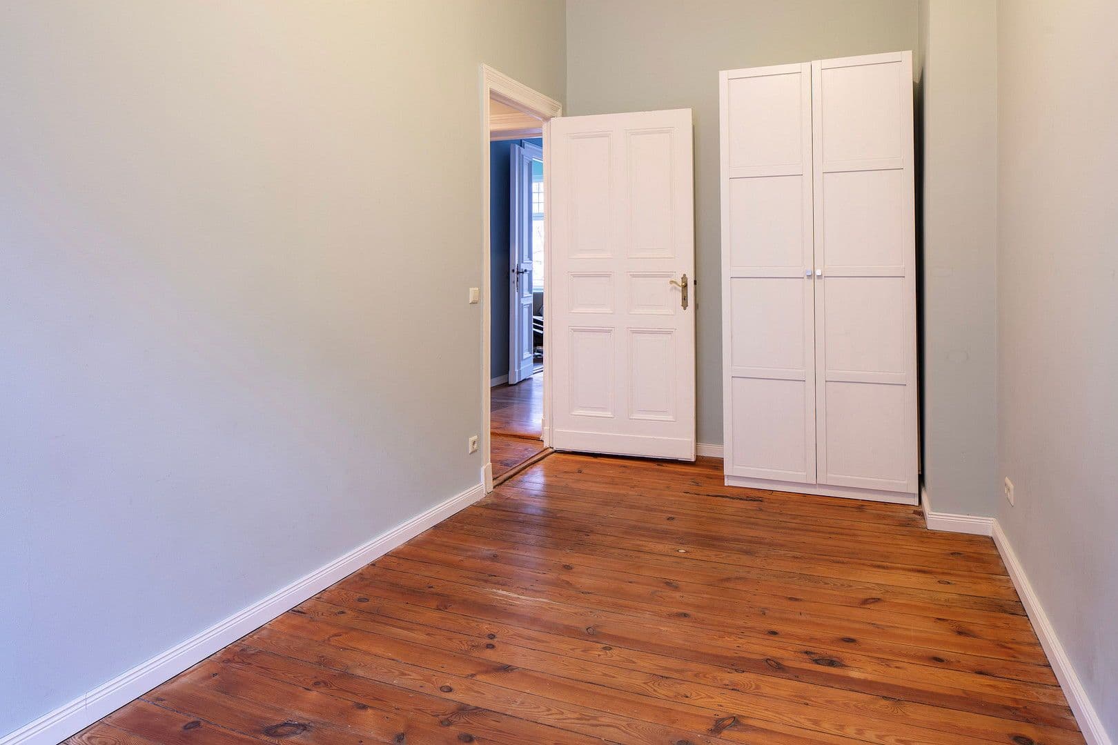 Prodej bytu 3+1 96 m², Berlin, Berlín Prodej bytu 3+1 96 m², Berlin, Berlín