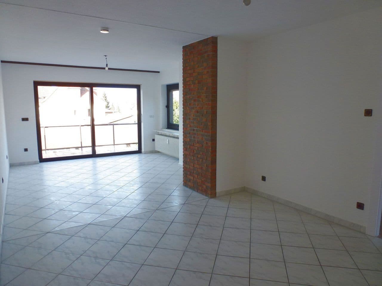 Pronájem bytu 2+1 70 m², Kelsterbach, Hessen Pronájem bytu 2+1 70 m², Kelsterbach, Hessen