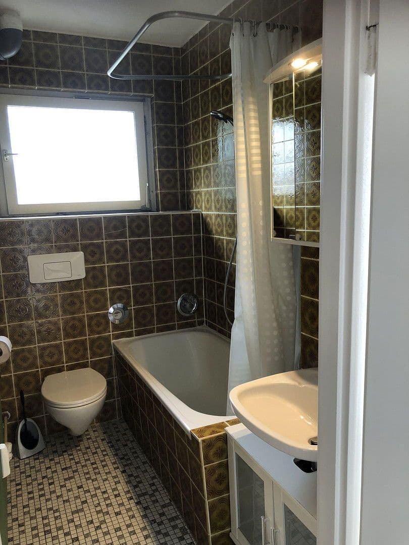 Pronájem bytu 2+1 70 m², Kelsterbach, Hessen Pronájem bytu 2+1 70 m², Kelsterbach, Hessen