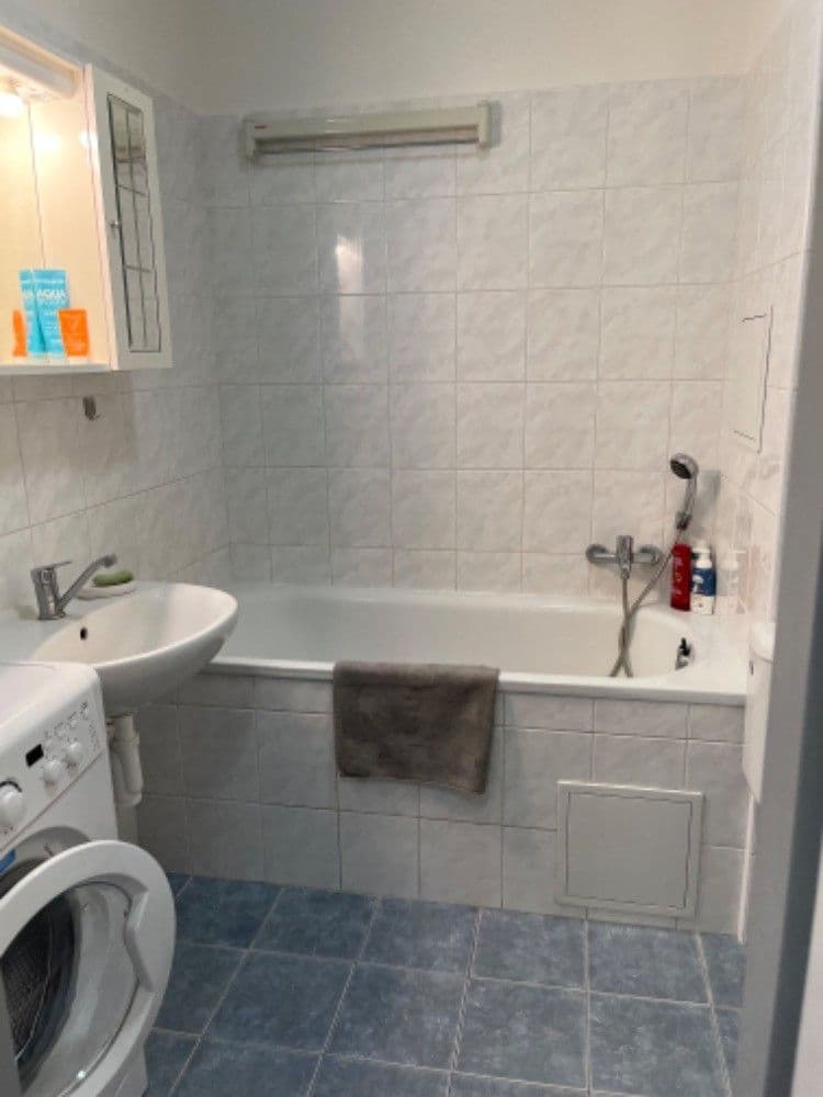 Pronájem bytu 1+1 35 m², Říční, Nymburk, Středočeský kraj Pronájem bytu 1+1 35 m², Říční, Nymburk, Středočeský kraj