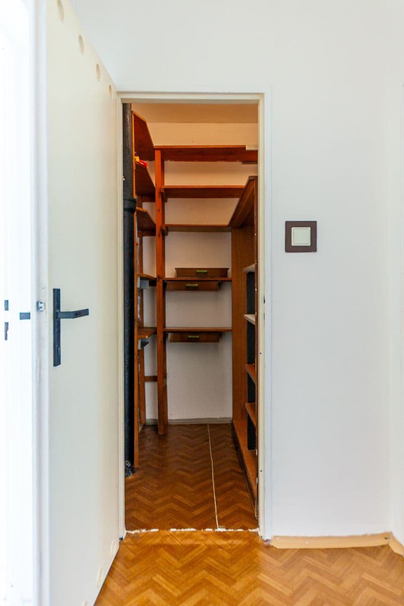 Prodej bytu 3+1 75 m², Trytova, Praha, Praha Prodej bytu 3+1 75 m², Trytova, Praha, Praha