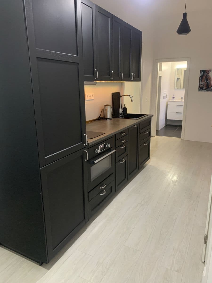 Pronájem bytu 2+kk 70 m², Domažlická, Praha, Praha Pronájem bytu 2+kk 70 m², Domažlická, Praha, Praha