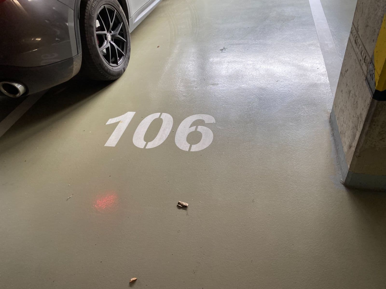 Pronájem garáže 15 m², Čerpadlová, Praha, Praha Pronájem garáže 15 m², Čerpadlová, Praha, Praha