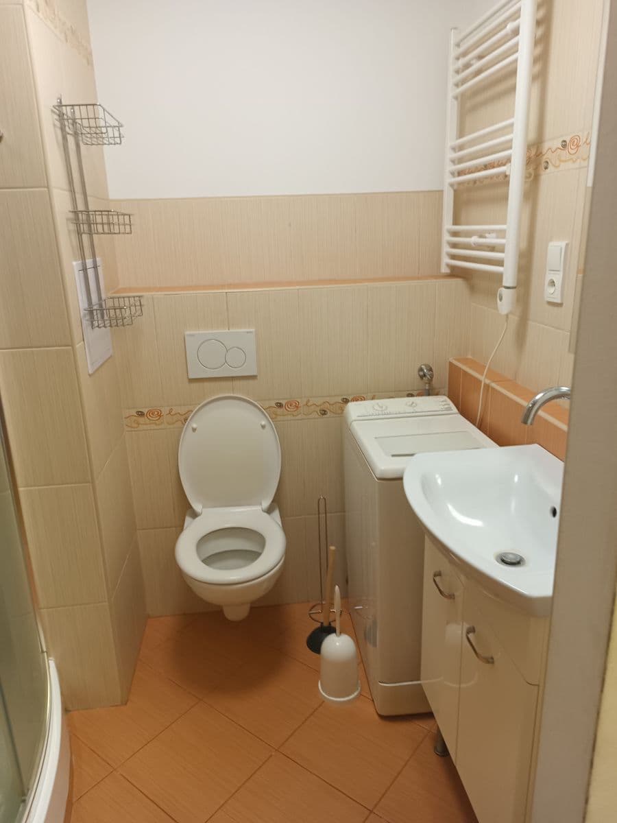 Pronájem bytu 2+kk 44 m², Mazancova, Praha, Praha Pronájem bytu 2+kk 44 m², Mazancova, Praha, Praha
