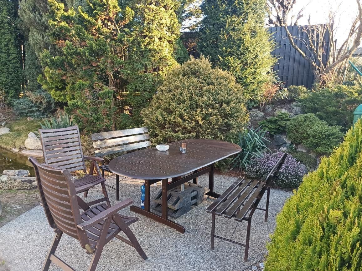 Prodej domu 127 m², pozemek 1.350 m², Kralupská, Statenice, Středočeský kraj Prodej domu 127 m², pozemek 1.350 m², Kralupská, Statenice, Středočeský kraj