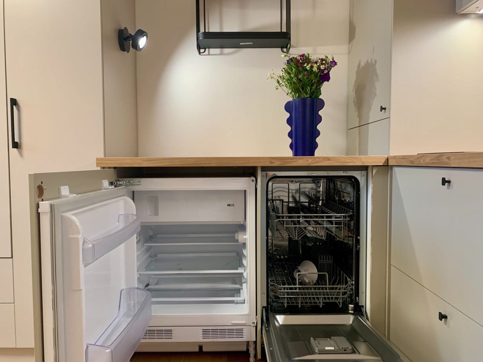 Pronájem bytu 1+kk 24 m², Petra Rezka, Praha, Praha Pronájem bytu 1+kk 24 m², Petra Rezka, Praha, Praha