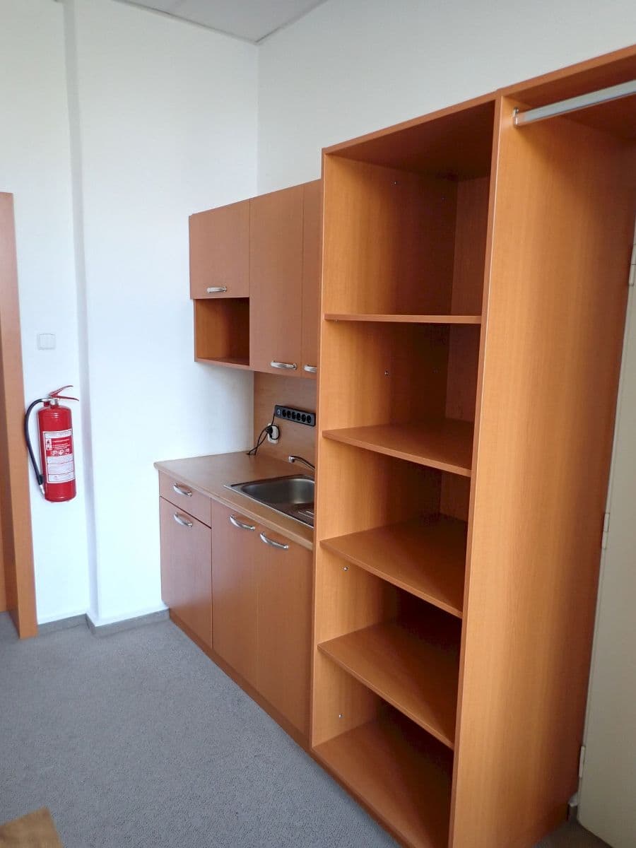 Pronájem kanceláře 44 m², Výstavní, Ostrava, Moravskoslezský kraj Pronájem kanceláře 44 m², Výstavní, Ostrava, Moravskoslezský kraj