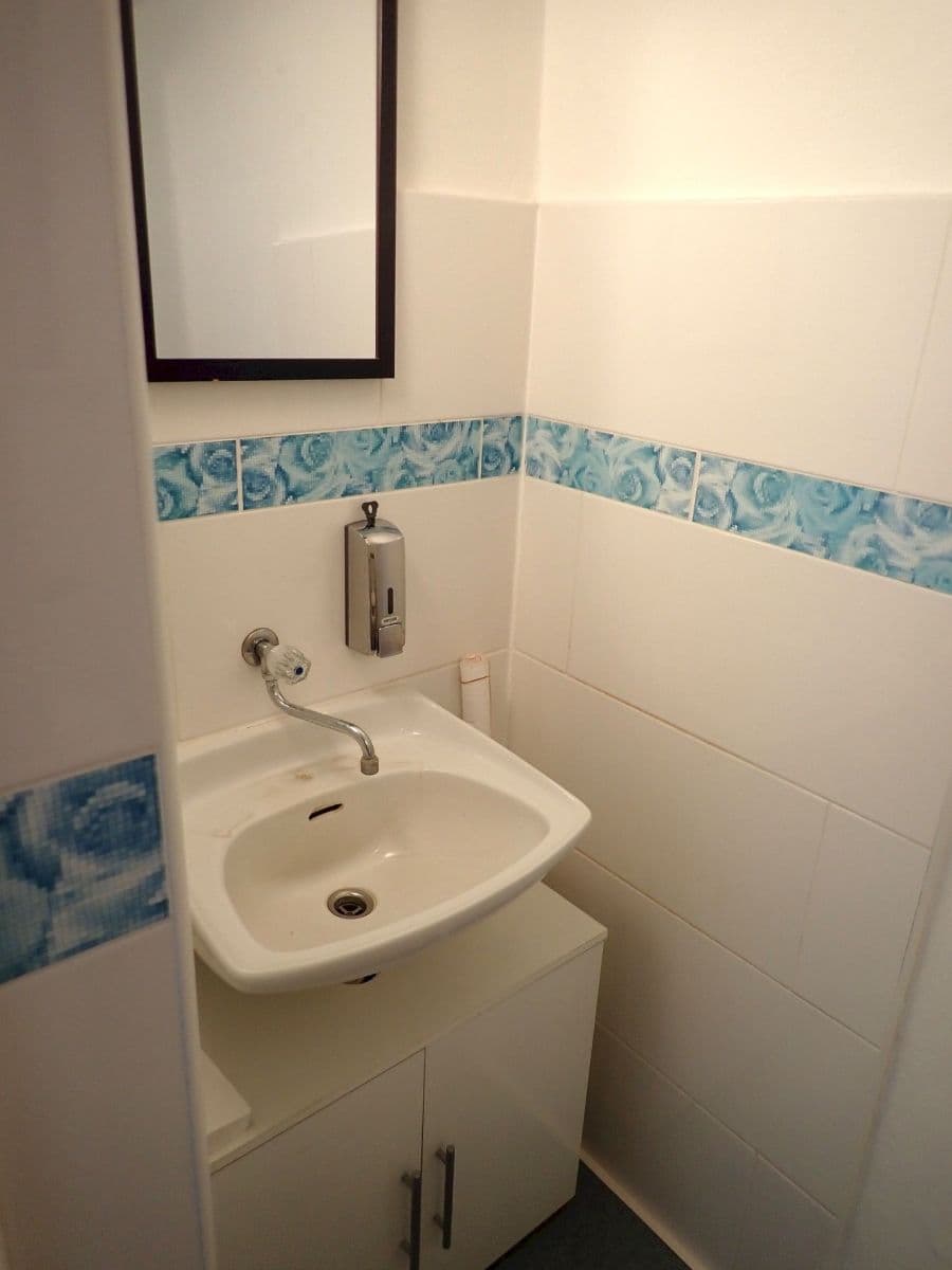 Pronájem kanceláře 44 m², Výstavní, Ostrava, Moravskoslezský kraj Pronájem kanceláře 44 m², Výstavní, Ostrava, Moravskoslezský kraj