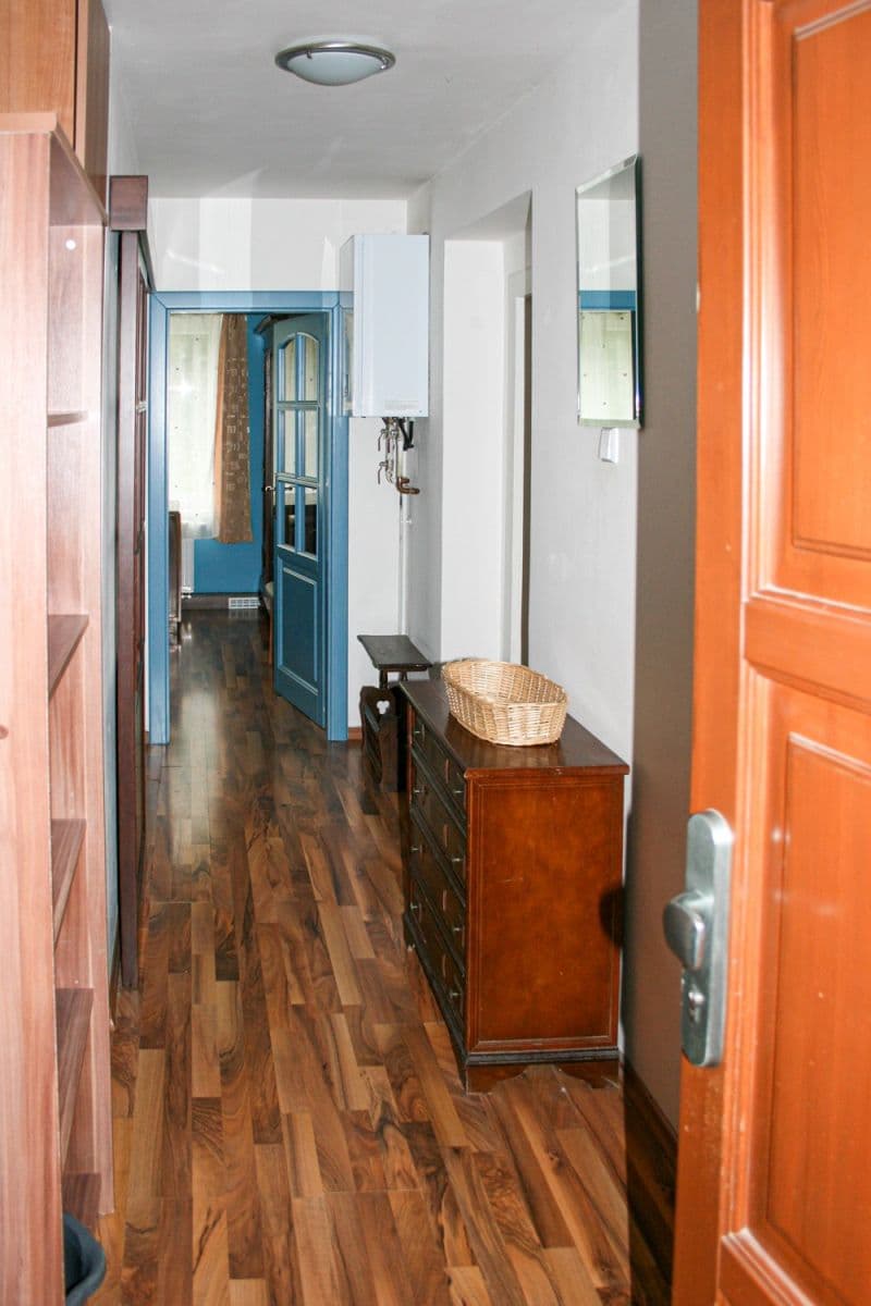 Prodej bytu 3+1 70 m², Kamenný Přívoz, Středočeský kraj Prodej bytu 3+1 70 m², Kamenný Přívoz, Středočeský kraj