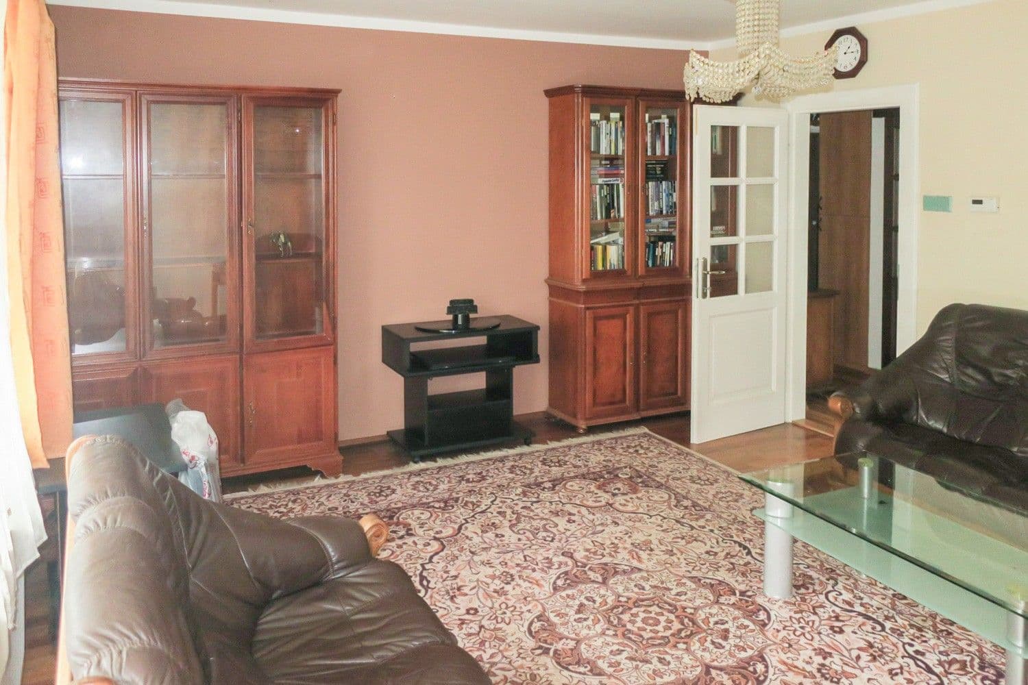 Prodej bytu 3+1 70 m², Kamenný Přívoz, Středočeský kraj Prodej bytu 3+1 70 m², Kamenný Přívoz, Středočeský kraj