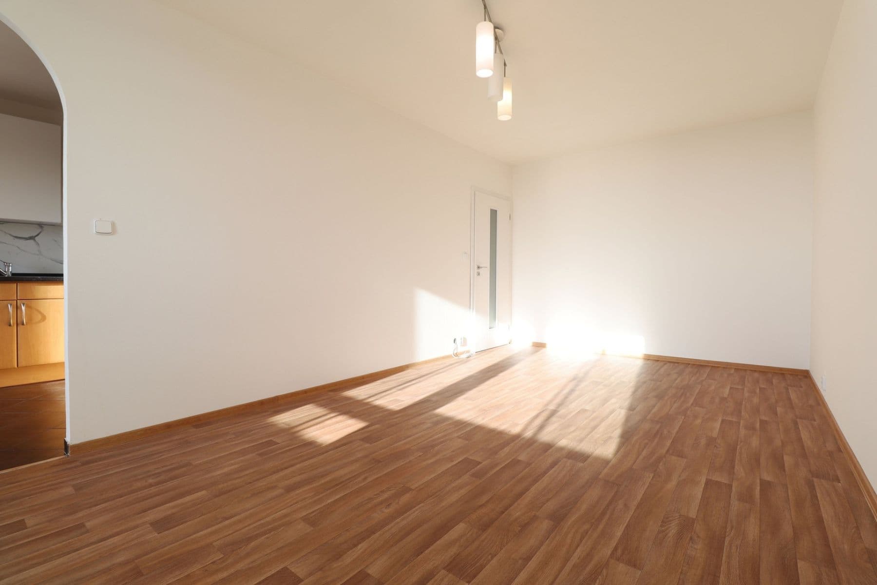 Pronájem bytu 3+1 69 m², Tanvaldská, Praha, Praha Pronájem bytu 3+1 69 m², Tanvaldská, Praha, Praha
