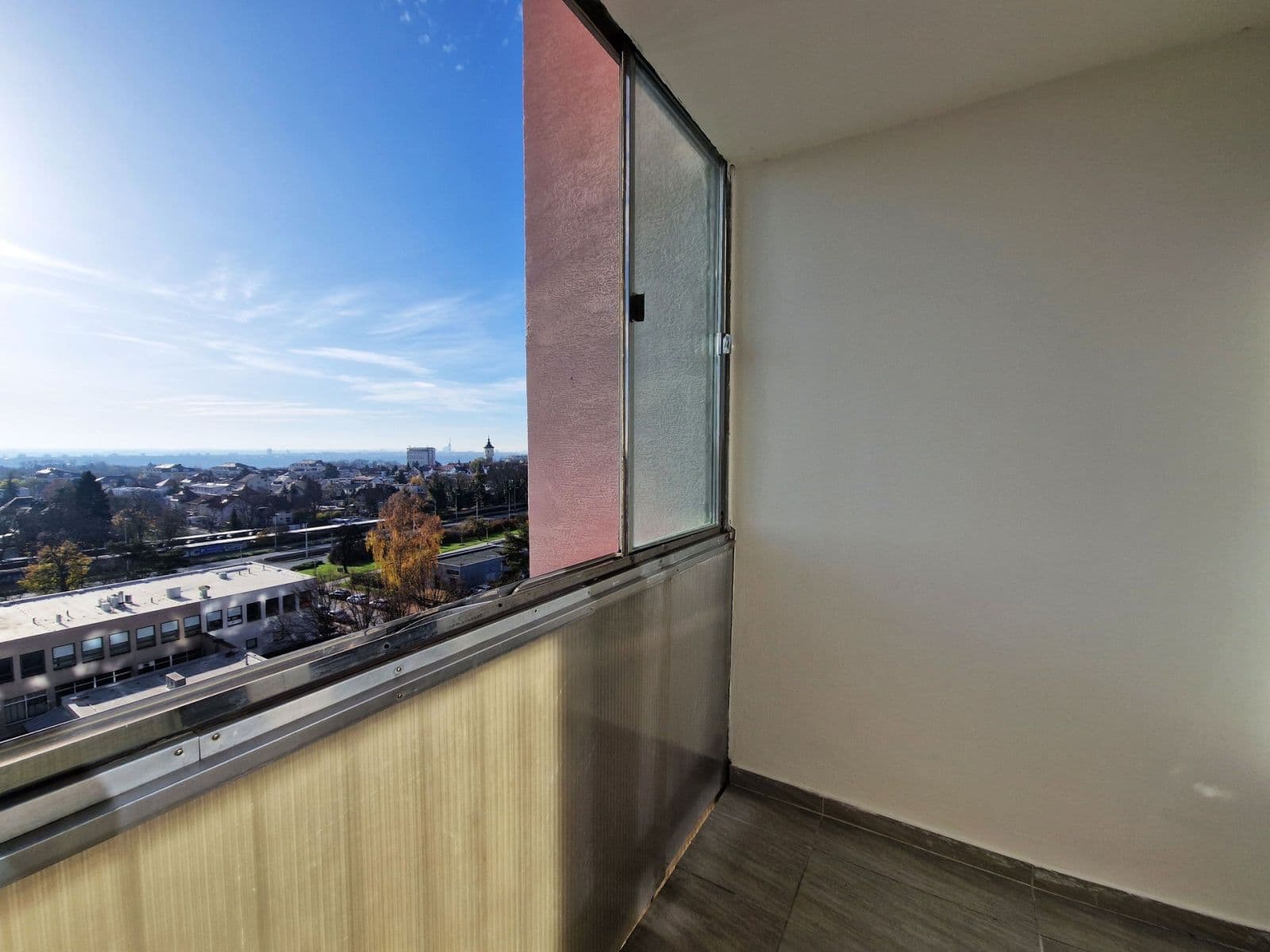 Pronájem bytu 3+1 69 m², Tanvaldská, Praha, Praha Pronájem bytu 3+1 69 m², Tanvaldská, Praha, Praha