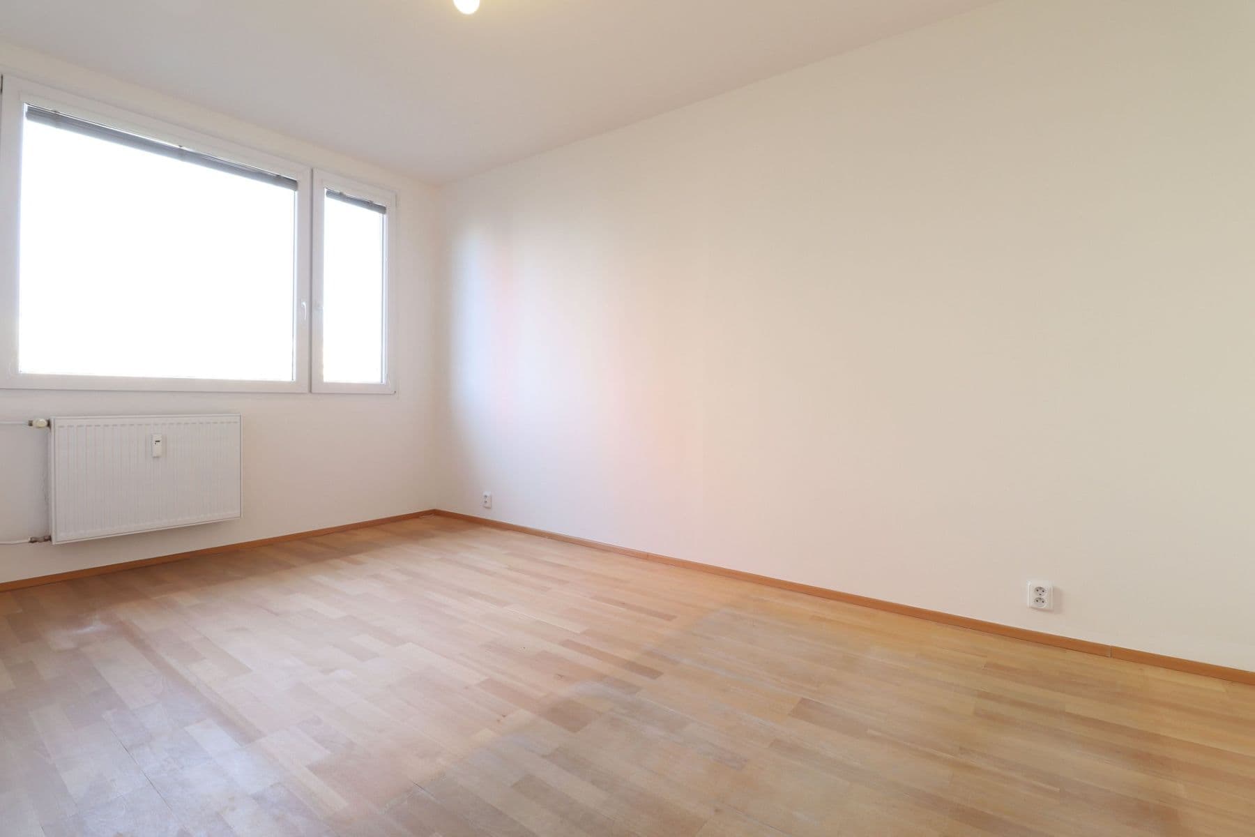 Pronájem bytu 3+1 69 m², Tanvaldská, Praha, Praha Pronájem bytu 3+1 69 m², Tanvaldská, Praha, Praha