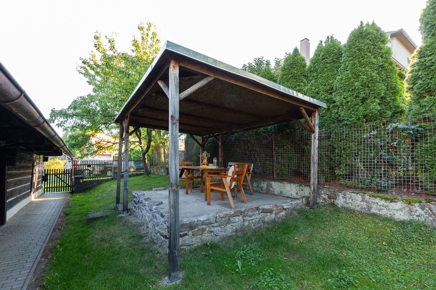 Prodej chaty, chalupy 90 m², pozemek 933 m², Olešná, Středočeský kraj Prodej chaty, chalupy 90 m², pozemek 933 m², Olešná, Středočeský kraj