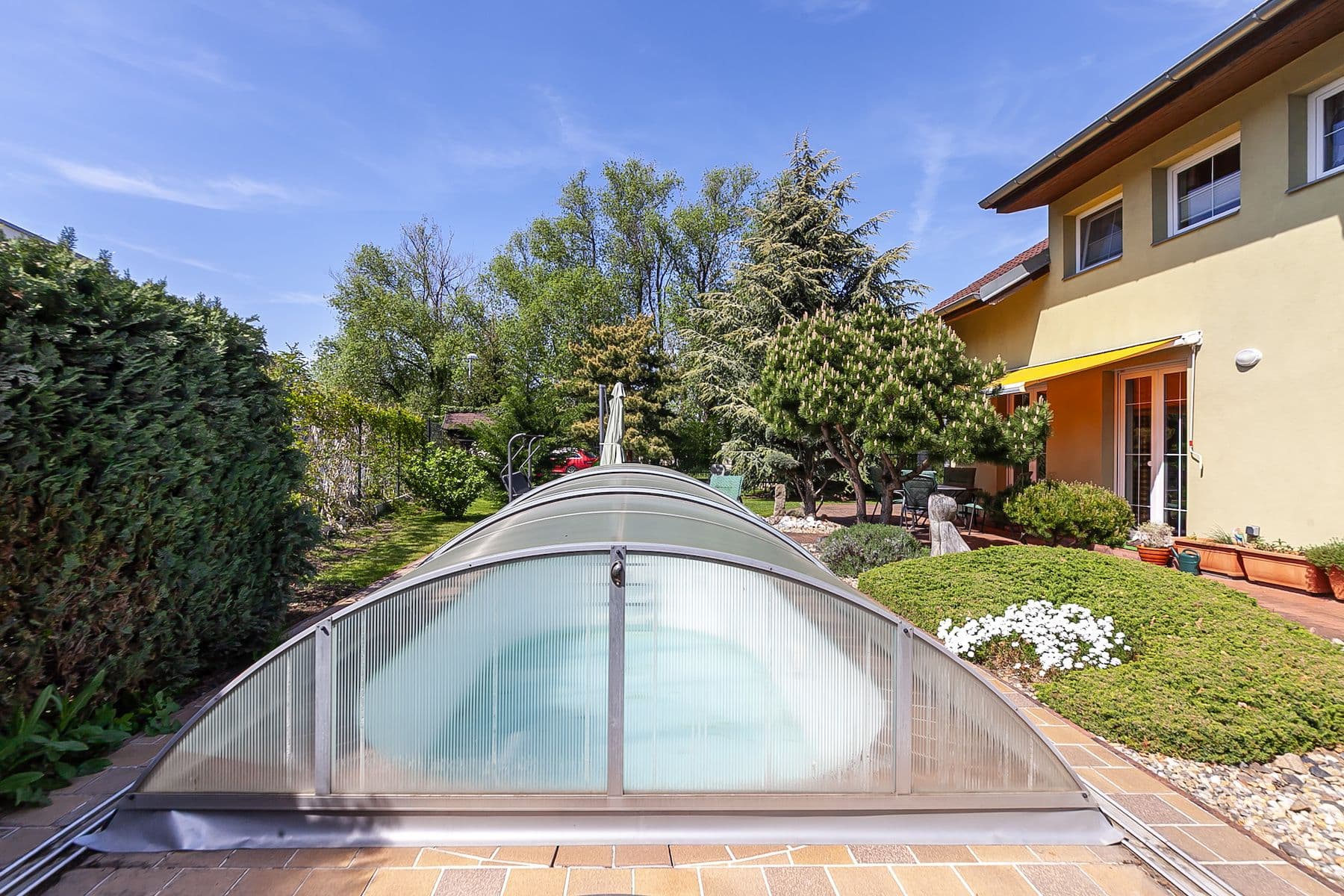 Prodej domu 270 m², pozemek 598 m², K Remízku, Vestec, Středočeský kraj Prodej domu 270 m², pozemek 598 m², K Remízku, Vestec, Středočeský kraj