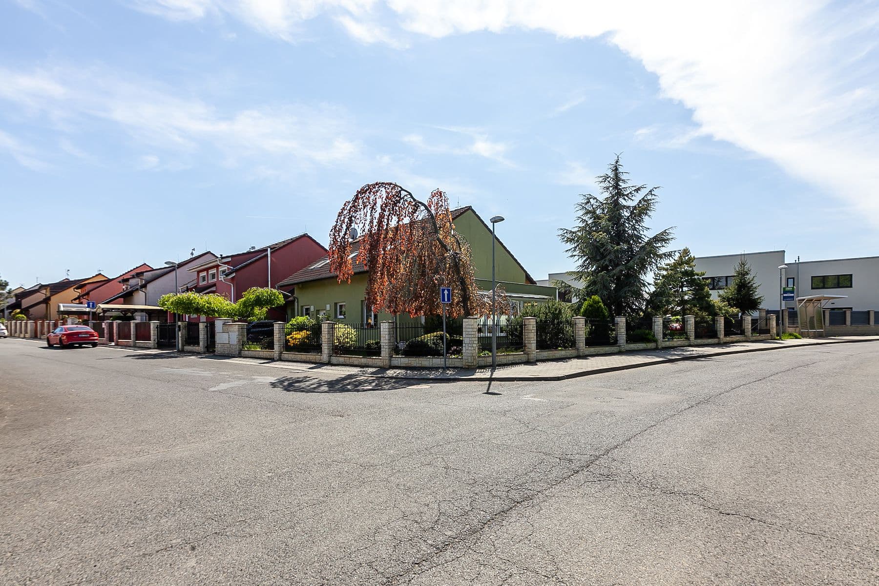 Prodej domu 270 m², pozemek 598 m², K Remízku, Vestec, Středočeský kraj Prodej domu 270 m², pozemek 598 m², K Remízku, Vestec, Středočeský kraj