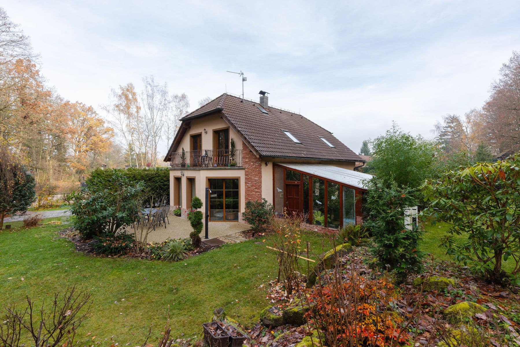 Prodej domu 240 m², pozemek 2.000 m², Luční, Kamenice, Středočeský kraj Prodej domu 240 m², pozemek 2.000 m², Luční, Kamenice, Středočeský kraj