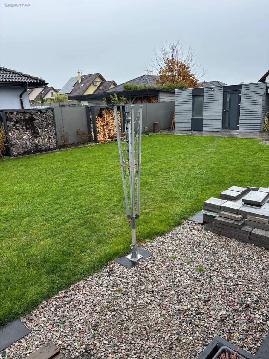 Prodej domu 95 m², pozemek 980 m², Třebichovická, Kladno, Středočeský kraj Prodej domu 95 m², pozemek 980 m², Třebichovická, Kladno, Středočeský kraj