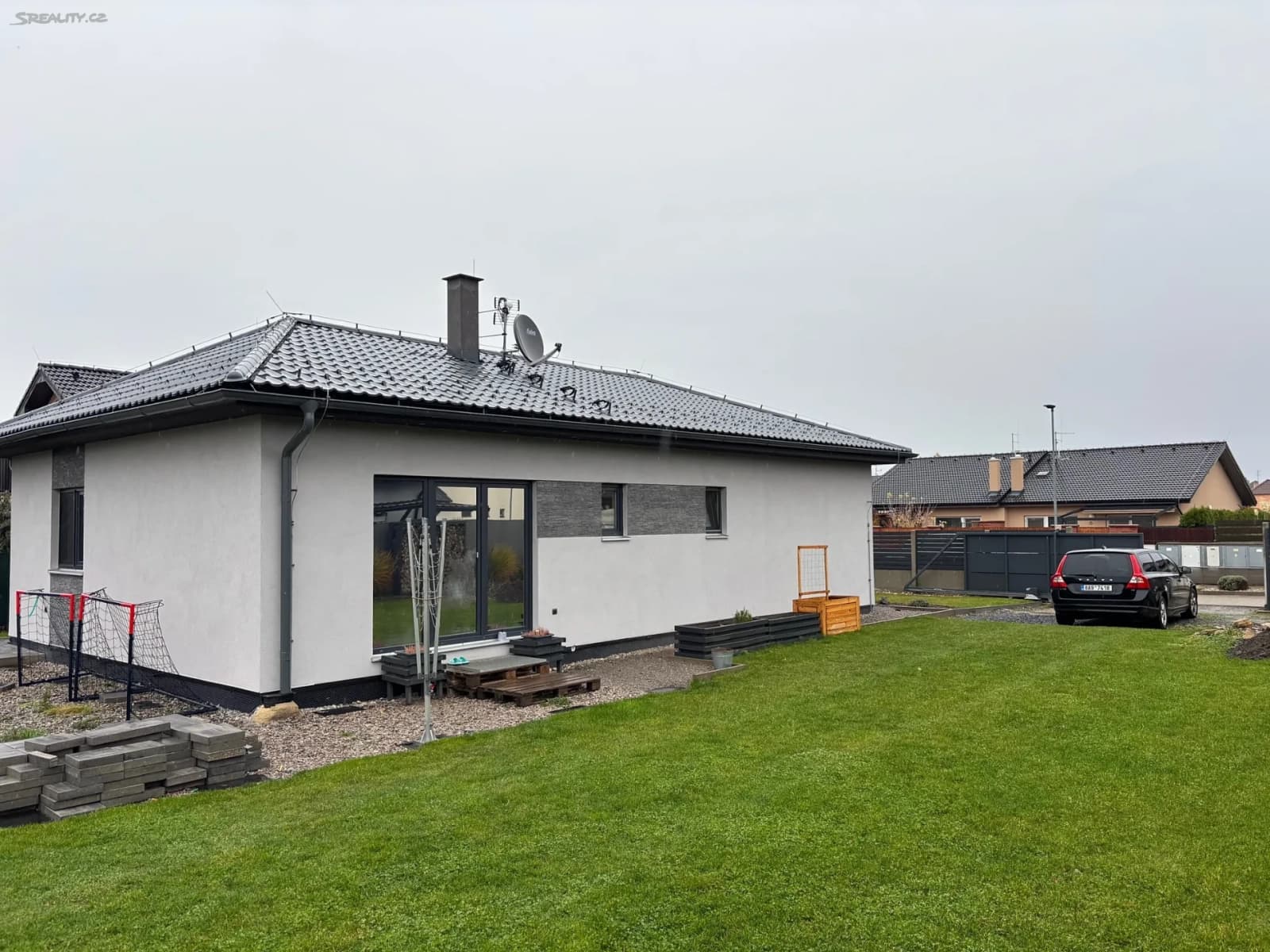 Prodej domu 95 m², pozemek 980 m², Třebichovická, Kladno, Středočeský kraj Prodej domu 95 m², pozemek 980 m², Třebichovická, Kladno, Středočeský kraj