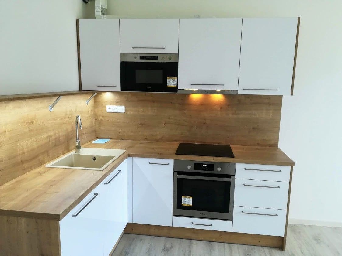 Pronájem bytu 1+kk 34 m², Medlánecká, Brno, Jihomoravský kraj Pronájem bytu 1+kk 34 m², Medlánecká, Brno, Jihomoravský kraj