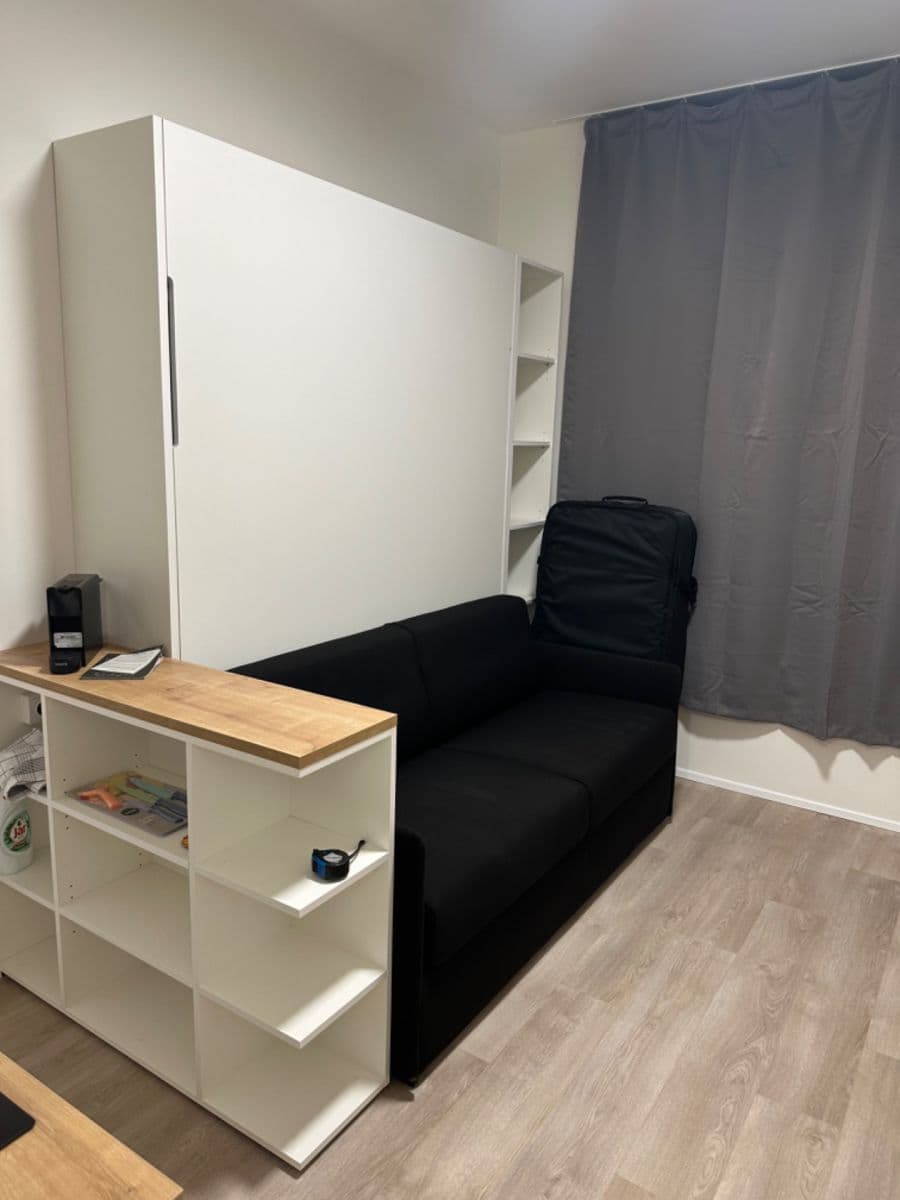 Pronájem bytu 1+kk 20 m², Plzeňská, Praha, Praha Pronájem bytu 1+kk 20 m², Plzeňská, Praha, Praha