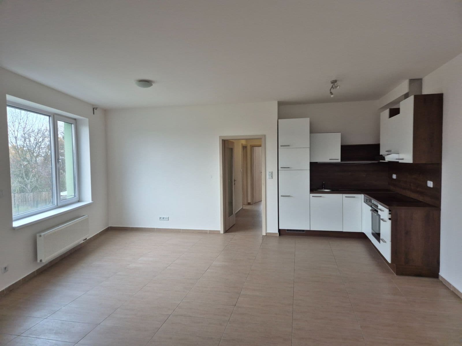 Pronájem bytu 3+kk 107 m², Premonstrátů, Chýně, Středočeský kraj Pronájem bytu 3+kk 107 m², Premonstrátů, Chýně, Středočeský kraj