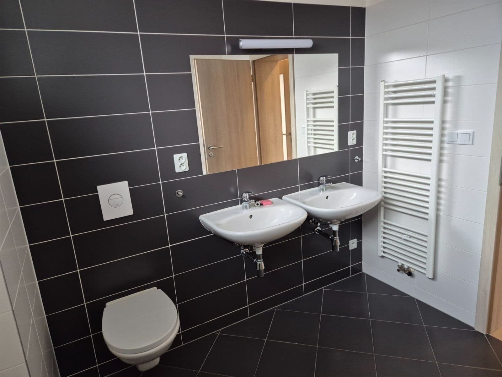 Pronájem bytu 3+kk 107 m², Premonstrátů, Chýně, Středočeský kraj Pronájem bytu 3+kk 107 m², Premonstrátů, Chýně, Středočeský kraj