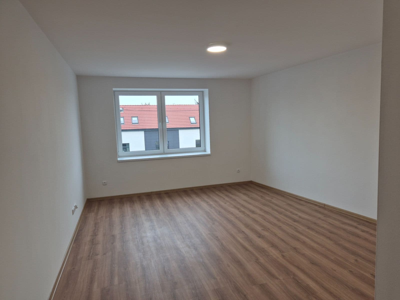 Pronájem bytu 2+kk 58 m², Hradišťská, Staré Město, Zlínský kraj Pronájem bytu 2+kk 58 m², Hradišťská, Staré Město, Zlínský kraj