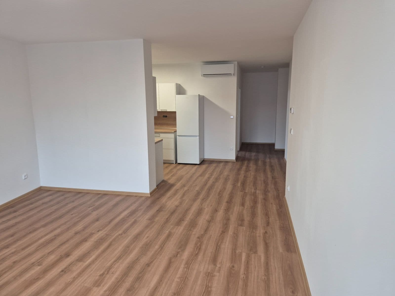 Pronájem bytu 2+kk 58 m², Hradišťská, Staré Město, Zlínský kraj Pronájem bytu 2+kk 58 m², Hradišťská, Staré Město, Zlínský kraj
