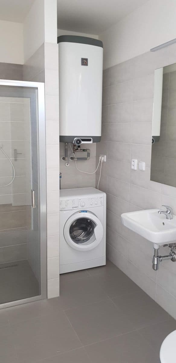 Pronájem bytu 2+kk 60 m², Chelčického, Brno, Jihomoravský kraj Pronájem bytu 2+kk 60 m², Chelčického, Brno, Jihomoravský kraj