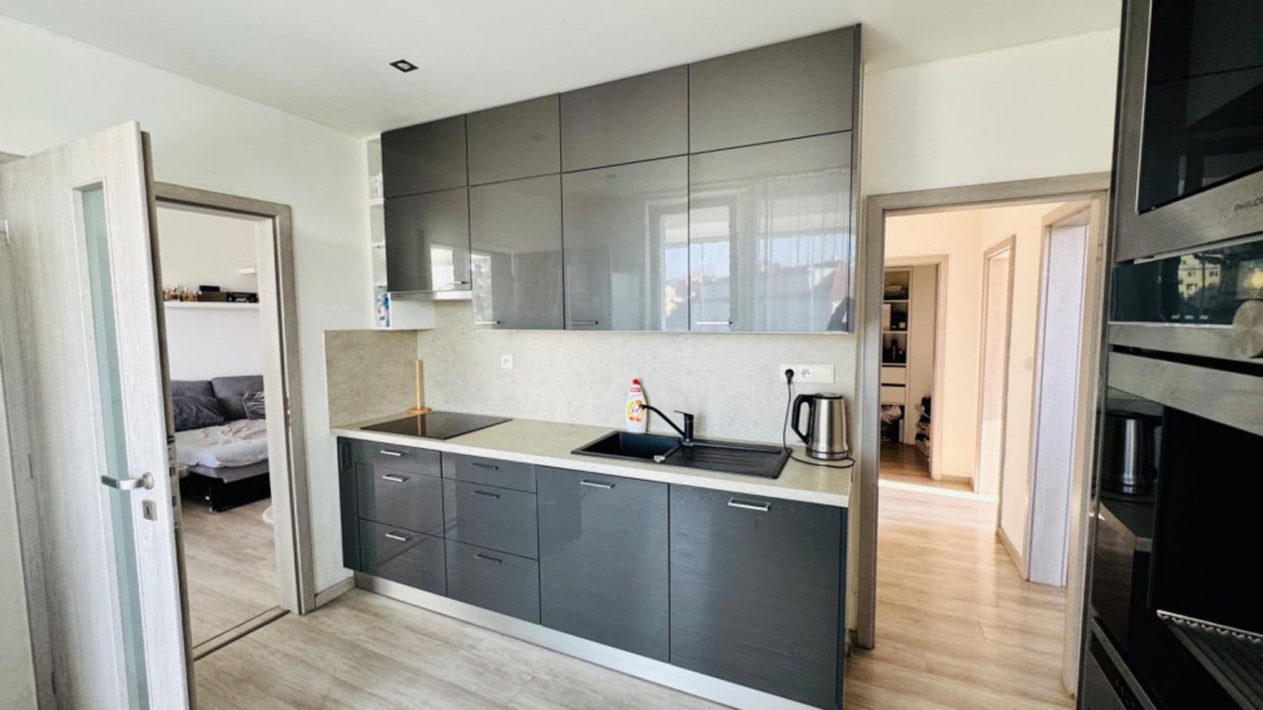 Pronájem bytu 3+1 70 m², Radčina, Praha, Praha Pronájem bytu 3+1 70 m², Radčina, Praha, Praha