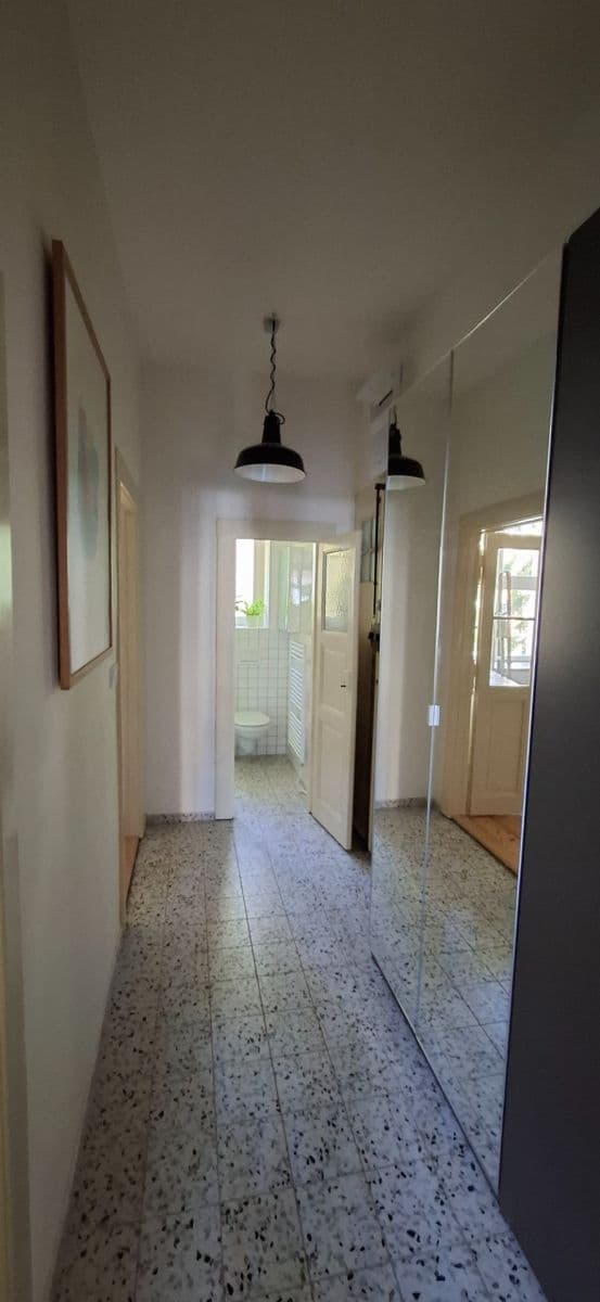 Pronájem bytu 2+kk 43 m², Rostislavova, Praha, Praha Pronájem bytu 2+kk 43 m², Rostislavova, Praha, Praha