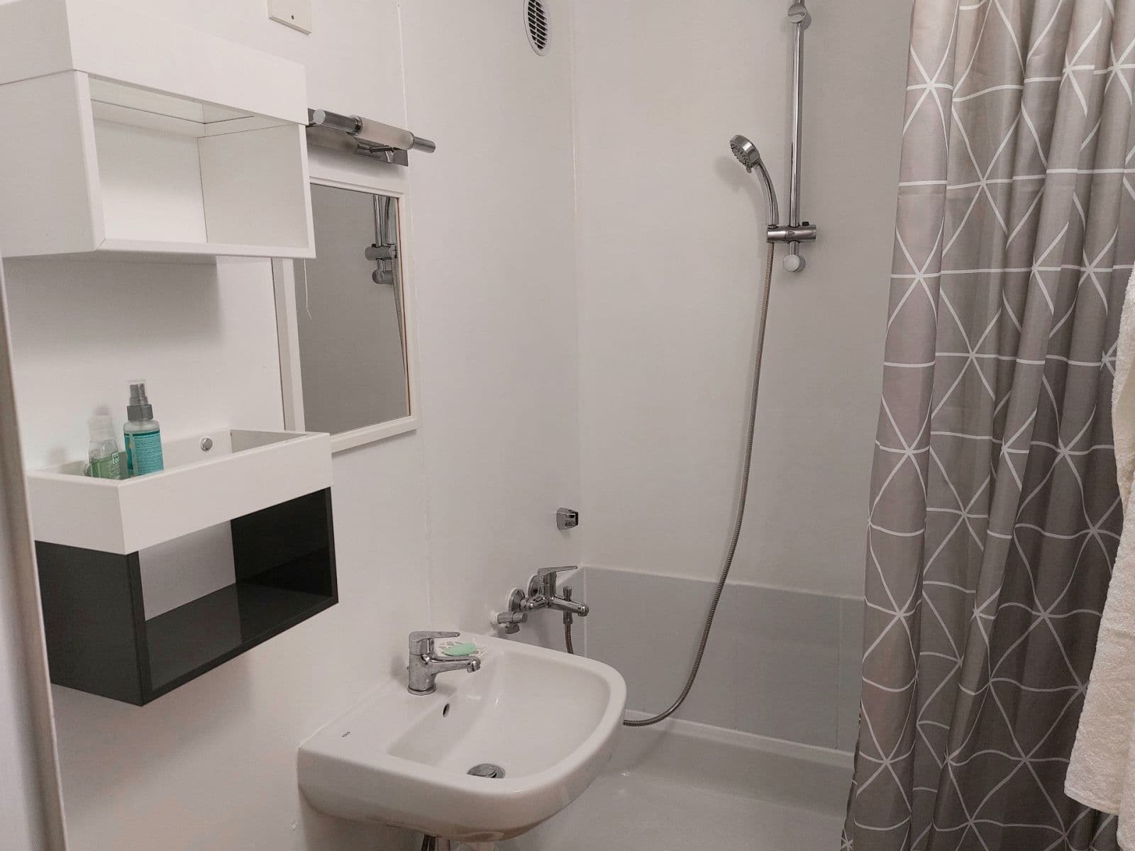 Pronájem bytu 2+kk 43 m², Švehlova, Praha, Praha Pronájem bytu 2+kk 43 m², Švehlova, Praha, Praha