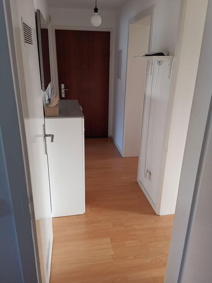 Pronájem bytu 3+1 59 m², Banzhafstraße, Mühlacker, Bádensko-Württembersko Pronájem bytu 3+1 59 m², Banzhafstraße, Mühlacker, Bádensko-Württembersko