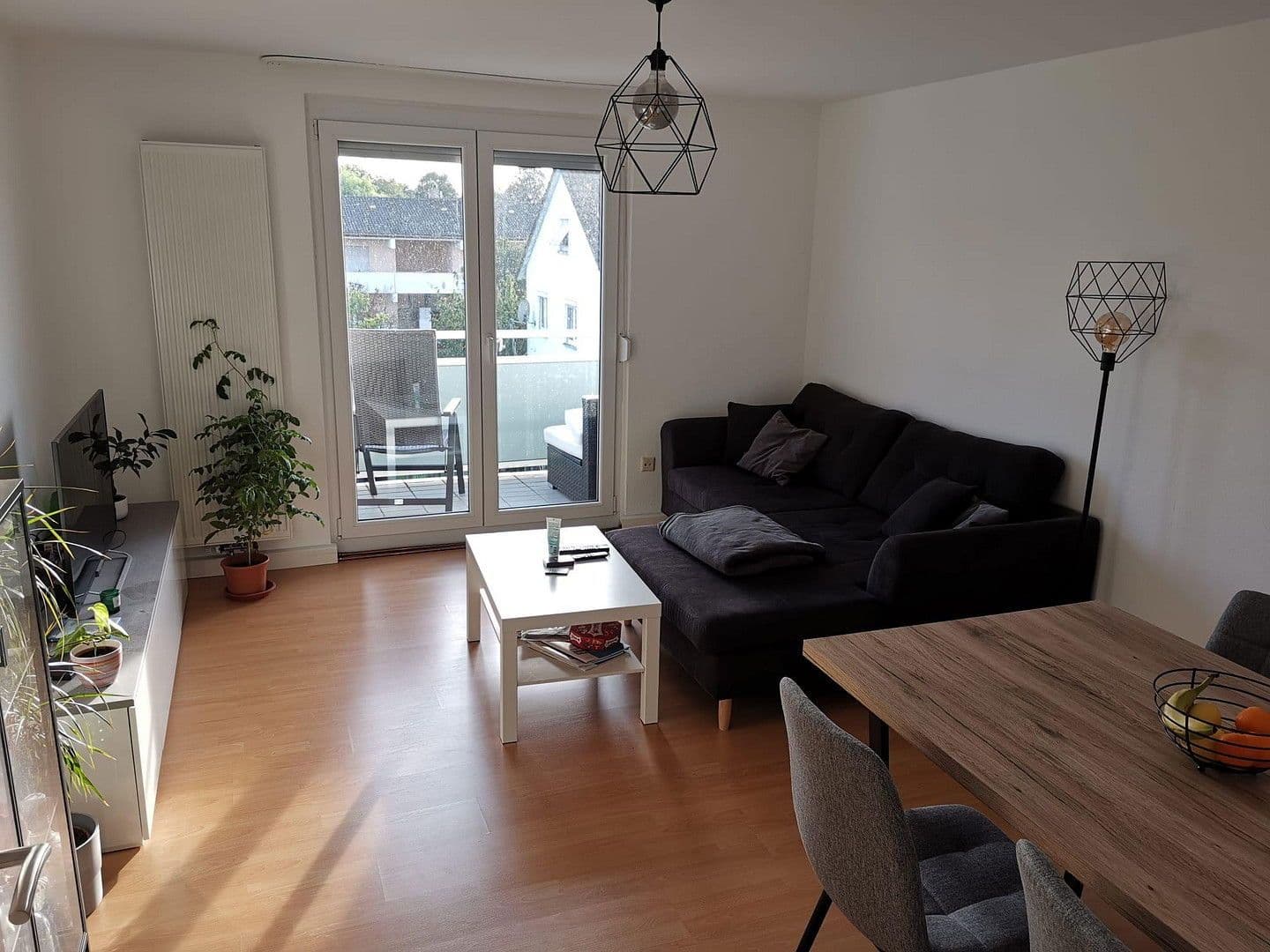 Pronájem bytu 3+1 59 m², Banzhafstraße, Mühlacker, Bádensko-Württembersko Pronájem bytu 3+1 59 m², Banzhafstraße, Mühlacker, Bádensko-Württembersko
