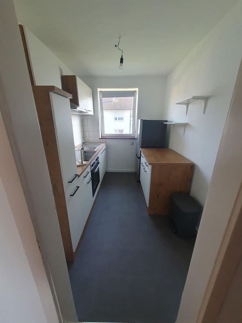 Pronájem bytu 3+1 59 m², Banzhafstraße, Mühlacker, Bádensko-Württembersko Pronájem bytu 3+1 59 m², Banzhafstraße, Mühlacker, Bádensko-Württembersko