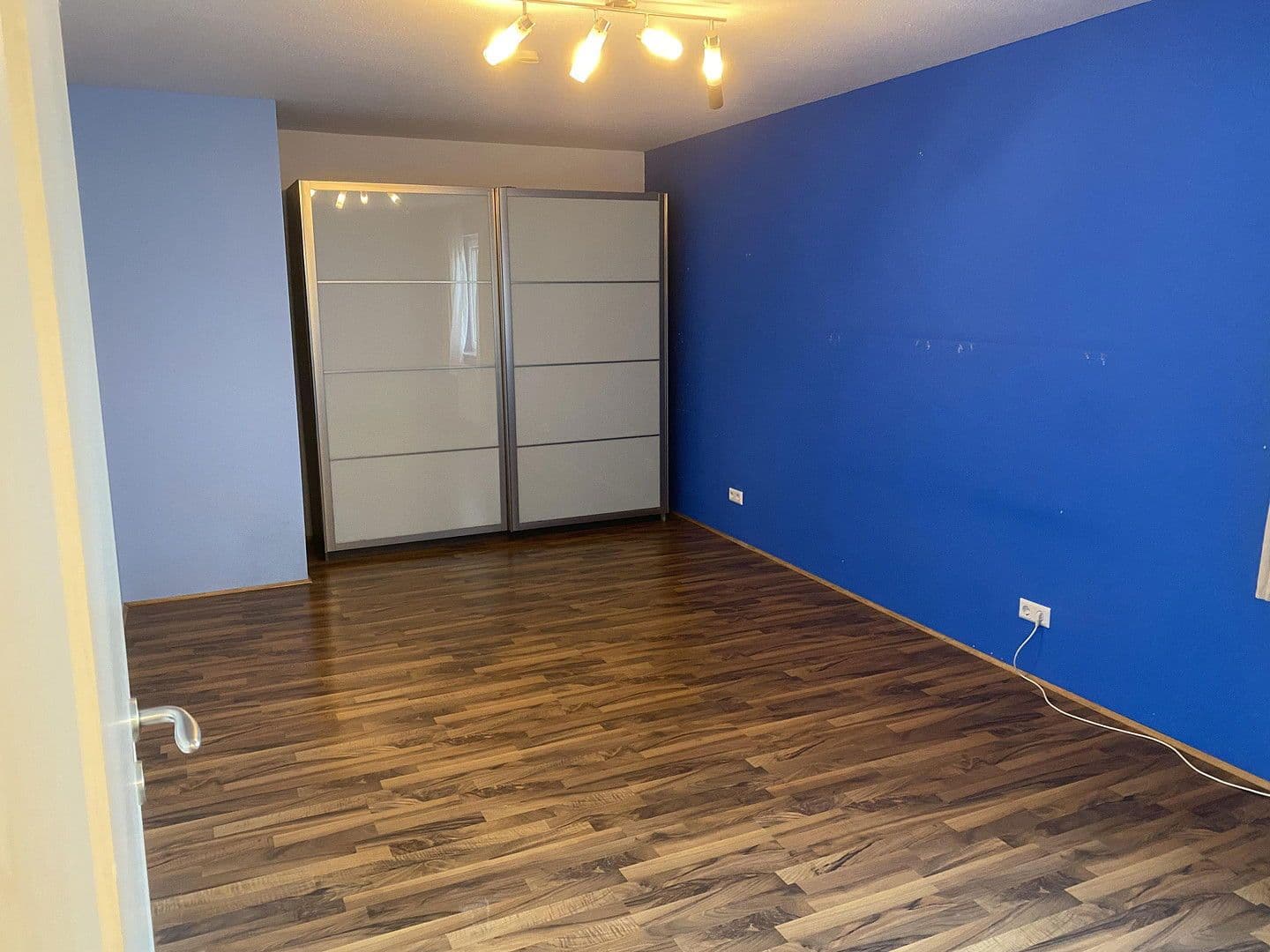 Prodej bytu 3+1 96 m², Steinbacher Hohl 31, Frankfurt OT Praunheim, Hessen Prodej bytu 3+1 96 m², Steinbacher Hohl 31, Frankfurt OT Praunheim, Hessen