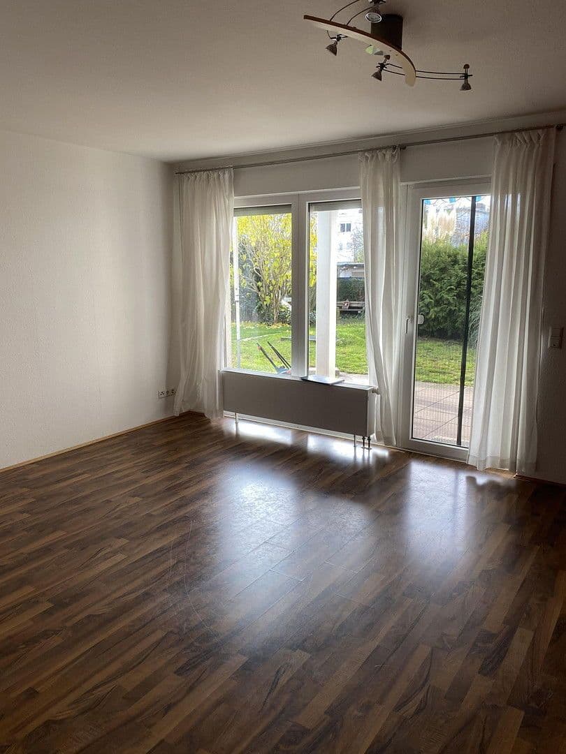 Prodej bytu 3+1 96 m², Steinbacher Hohl 31, Frankfurt OT Praunheim, Hessen Prodej bytu 3+1 96 m², Steinbacher Hohl 31, Frankfurt OT Praunheim, Hessen