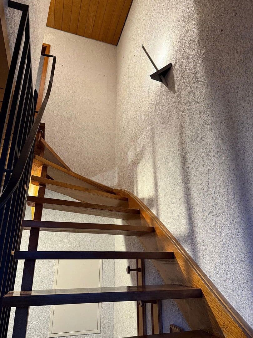 Prodej domu 89 m², pozemek 150 m², Annalindenstraße 104, Heilbronn, Bádensko-Württembersko Prodej domu 89 m², pozemek 150 m², Annalindenstraße 104, Heilbronn, Bádensko-Württembersko