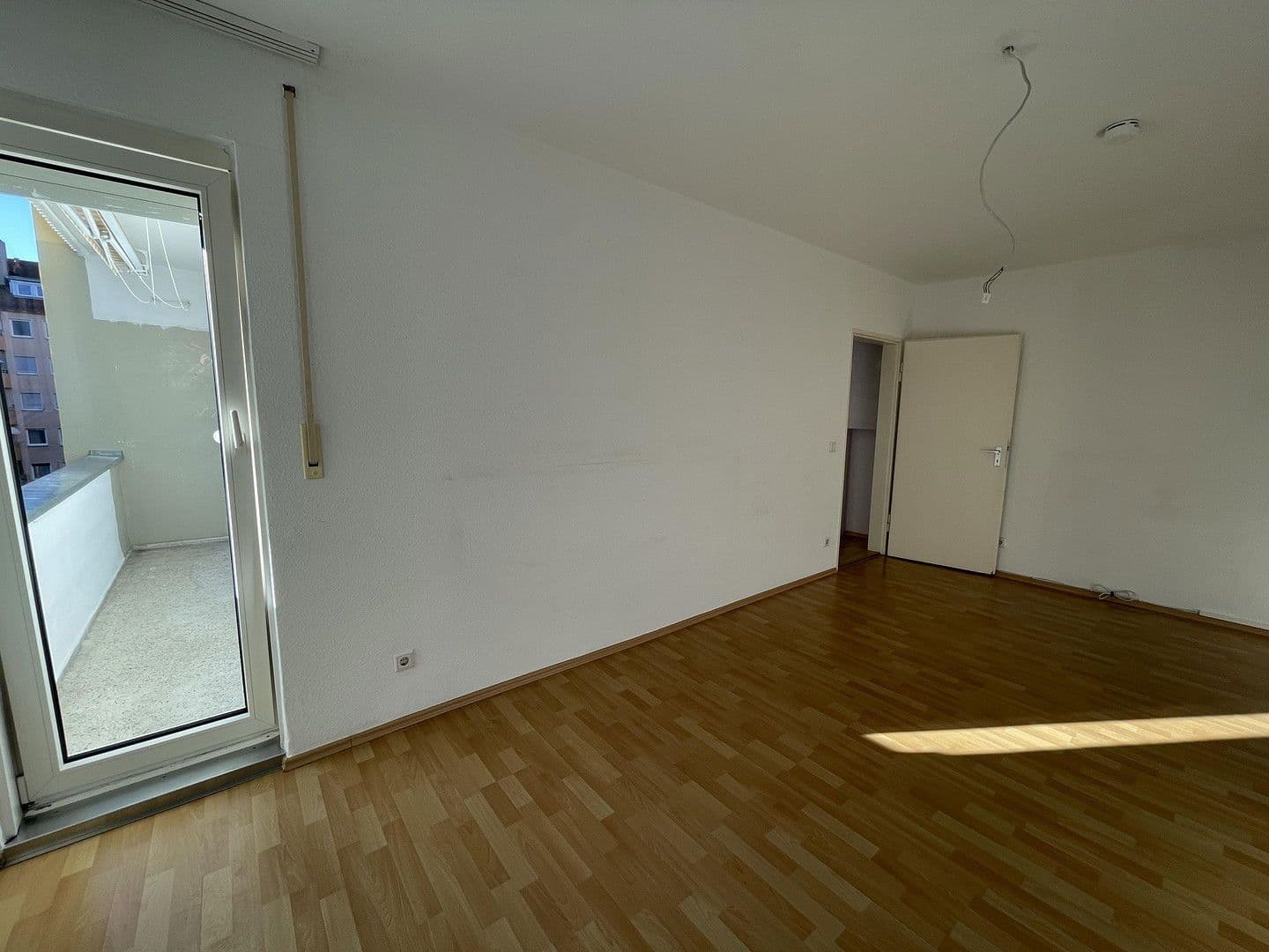 Pronájem bytu 2+1 65 m², Okenstraße 38, Nürnberg, Bavorsko Pronájem bytu 2+1 65 m², Okenstraße 38, Nürnberg, Bavorsko