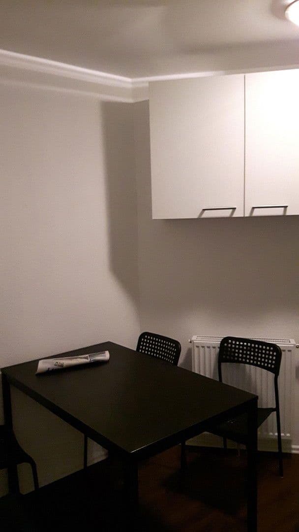 Pronájem bytu 9 m², Stuttgart, Bádensko-Württembersko Pronájem bytu 9 m², Stuttgart, Bádensko-Württembersko