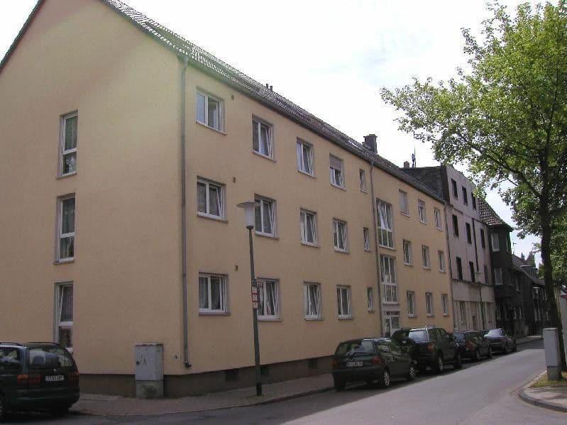 Prodej domu 901 m², pozemek 670 m², Essen, Severní Porýní-Vestfálsko Prodej domu 901 m², pozemek 670 m², Essen, Severní Porýní-Vestfálsko