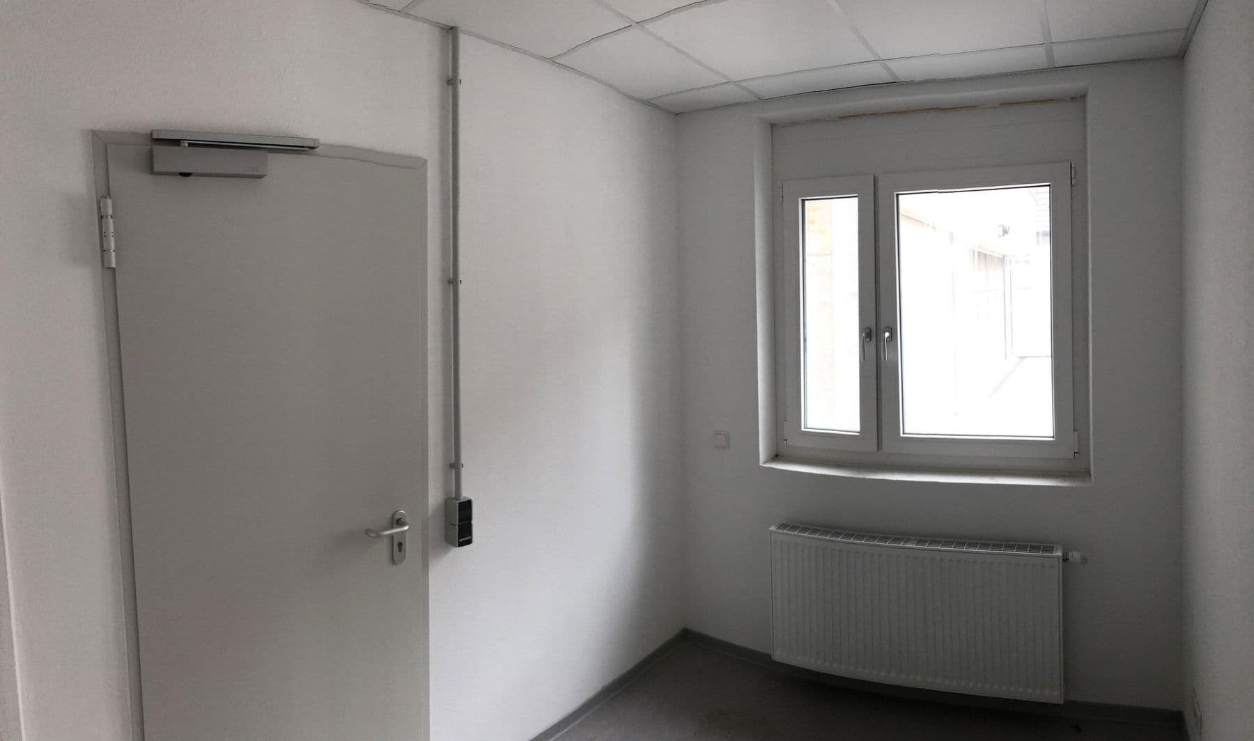 Pronájem nebytového prostoru 68 m², Erbprinzenstraße 17, Pforzheim, Bádensko-Württembersko Pronájem nebytového prostoru 68 m², Erbprinzenstraße 17, Pforzheim, Bádensko-Württembersko