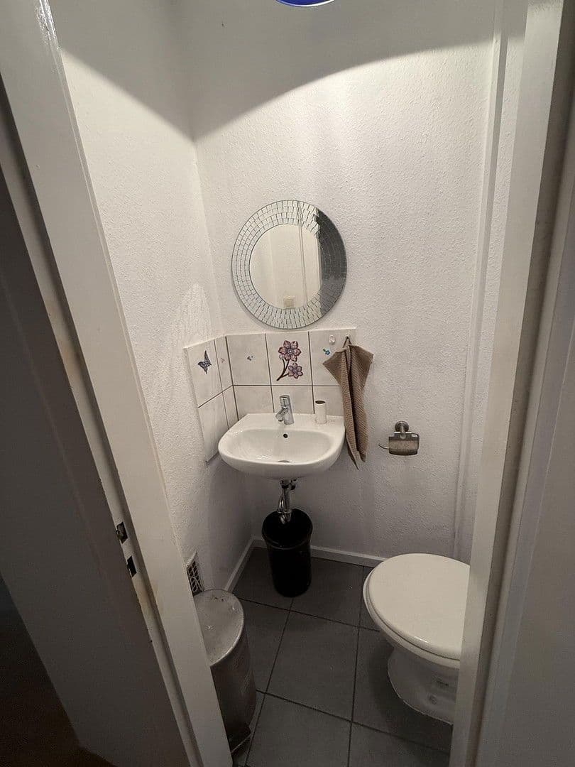 Pronájem bytu 1+1 15 m², Labenwolfstraße 7, Nürnberg, Bavorsko Pronájem bytu 1+1 15 m², Labenwolfstraße 7, Nürnberg, Bavorsko