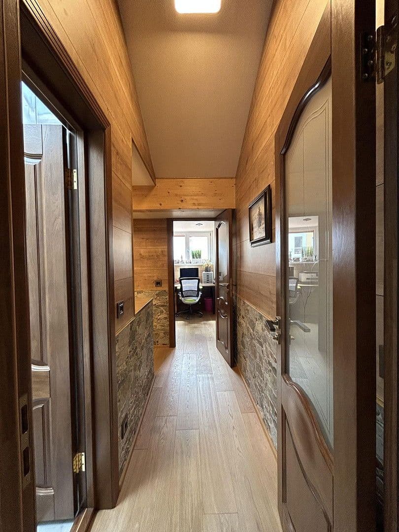 Prodej bytu 5+1 116 m², Garmisch-Partenkirchen, Bavorsko Prodej bytu 5+1 116 m², Garmisch-Partenkirchen, Bavorsko