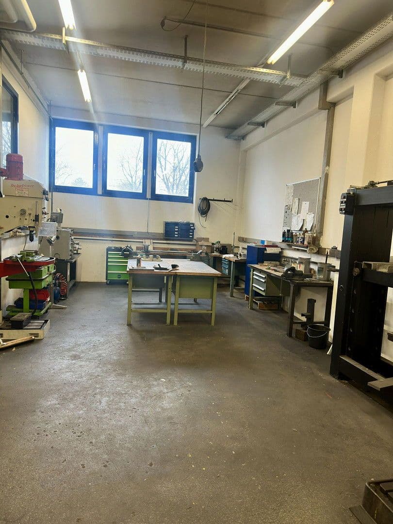 Pronájem nebytového prostoru 1.380 m², Industriestraße 23, Guntramsdorf, Dolní Rakousko Pronájem nebytového prostoru 1.380 m², Industriestraße 23, Guntramsdorf, Dolní Rakousko