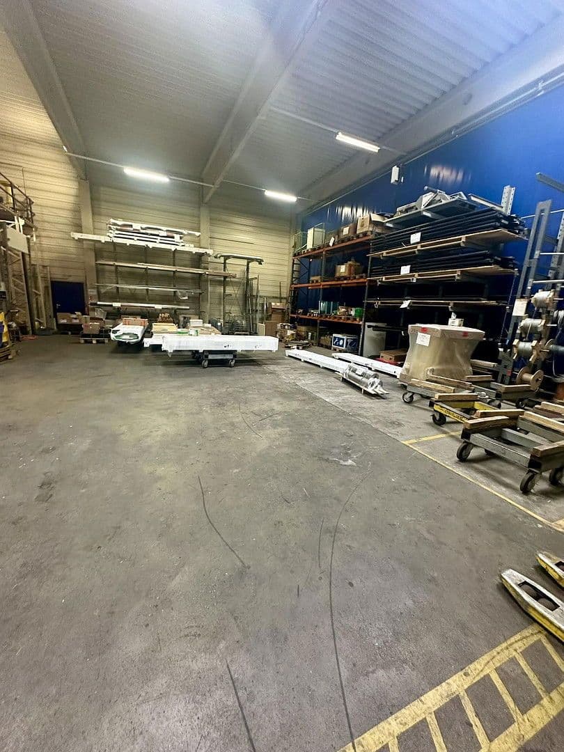 Pronájem nebytového prostoru 1.380 m², Industriestraße 23, Guntramsdorf, Dolní Rakousko Pronájem nebytového prostoru 1.380 m², Industriestraße 23, Guntramsdorf, Dolní Rakousko