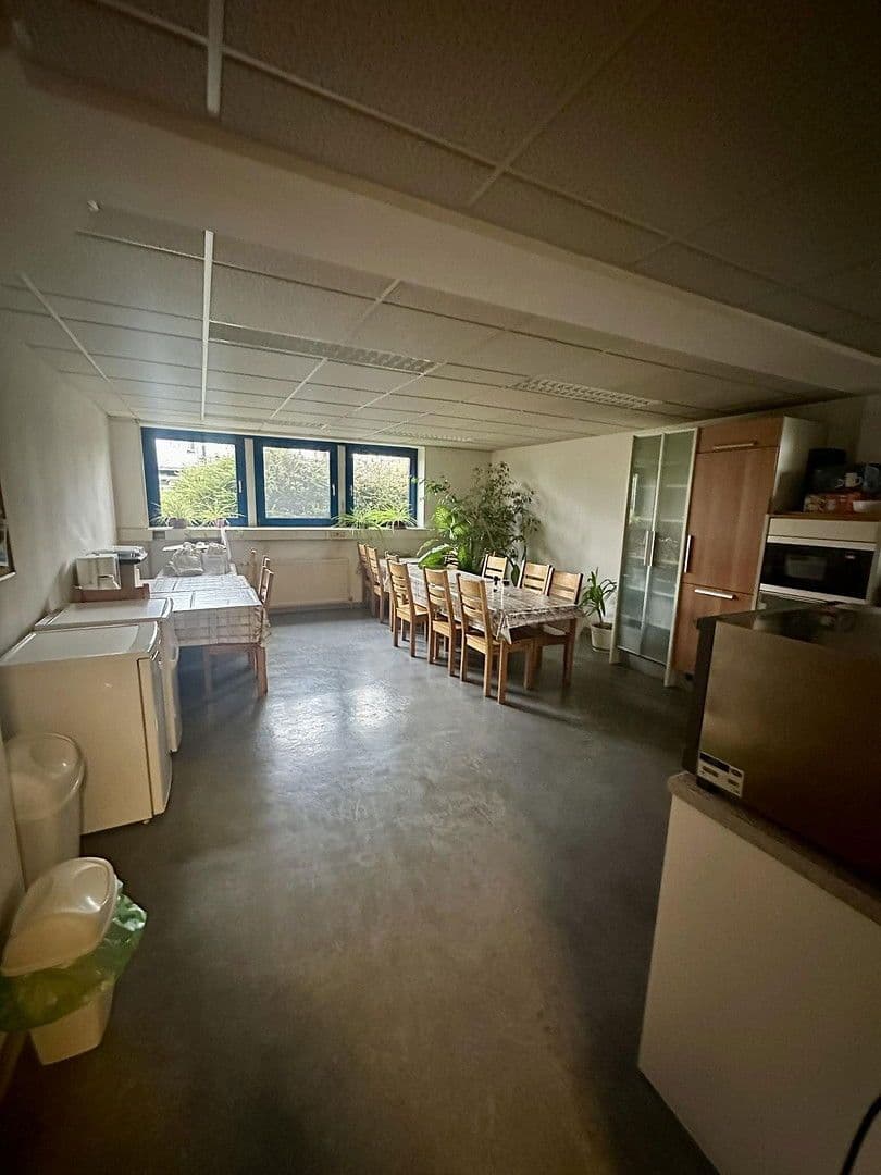 Pronájem nebytového prostoru 1.380 m², Industriestraße 23, Guntramsdorf, Dolní Rakousko Pronájem nebytového prostoru 1.380 m², Industriestraße 23, Guntramsdorf, Dolní Rakousko