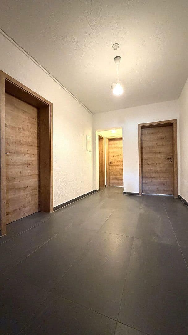 Pronájem bytu 3+1 95 m², Hauptstr. 22, Goddert, Porýní-Falc Pronájem bytu 3+1 95 m², Hauptstr. 22, Goddert, Porýní-Falc